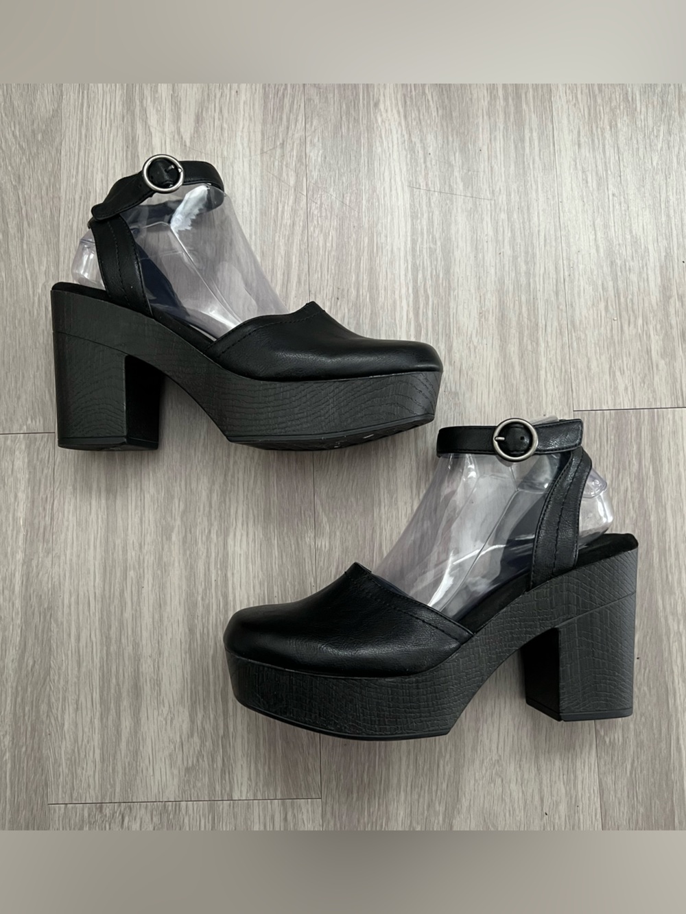 White Mountain Black Platform Block Heel Ankle Strap Mary Jane Shoes Size 9